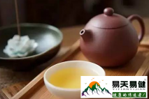 古时茶树滴水可解毒，今日品茶修身可益寿-易天易健